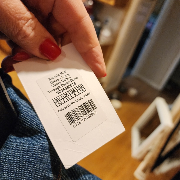 D7 - Showpo Classic Blue Denim Jacket - Picture 4 of 4